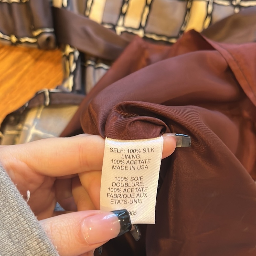 Nanette Lepore Woman’s Brown Silk Dress Size 0 - Picture 7 of 7